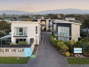 27 Marine Parade, Carters Beach, Westport