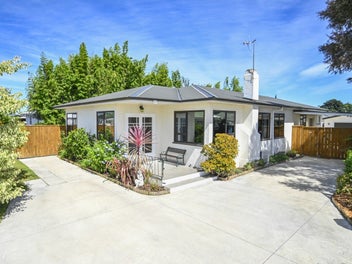 711 Maitland Crescent, Mayfair, Hastings