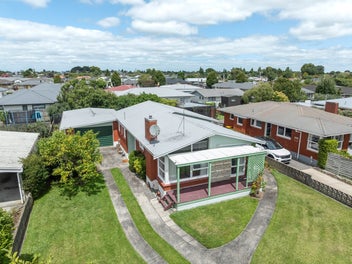 10 Bowen Place, St Andrews, Hamilton