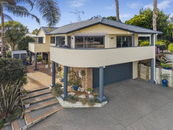 190 Welcome Bay Road, Welcome Bay, Tauranga