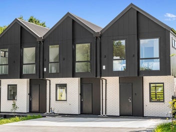 3/7 Cindy Place, Pakuranga, Auckland