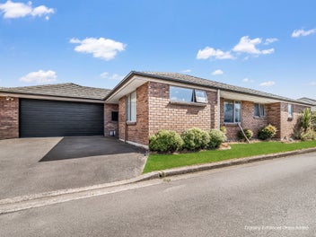 2/2 Vintners Lane, Woolston, Christchurch