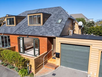 6 Futuna Close, Karori, Wellington
