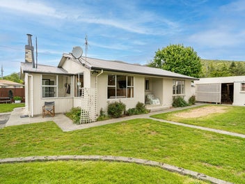 8A Sutherland Road, Omarama