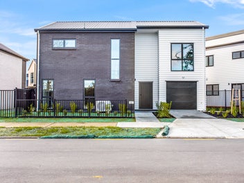 23 Paretaiuru Crescent, Papakura, Papakura