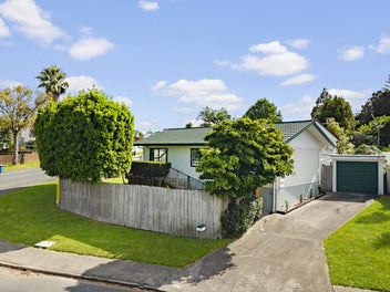2 Ballial Place, West Harbour, Auckland