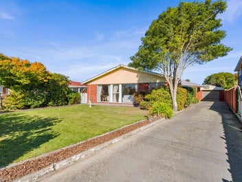 52 Mooray Avenue, Bishopdale, Christchurch