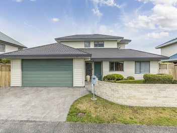 38 Landsdowne Terrace, Karori, Wellington