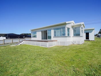 25A Milton Street, Riverton/Aparima, Riverton/Aparima