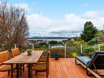 38 Tremaine Avenue, Two Mile Bay, Taupo