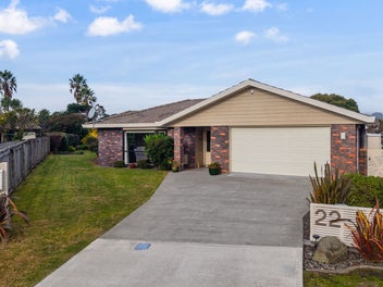 22 Pinewood Grove, Paraparaumu Beach, Paraparaumu
