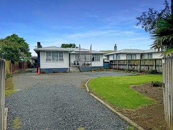 37 Mckenzie Road, Mangere Bridge, Auckland