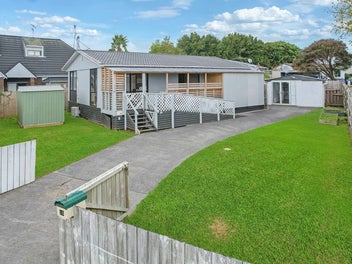 15 Justamere Place, Weymouth, Auckland