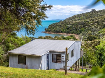 59 O'Brien Road, Ōmiha, Waiheke Island