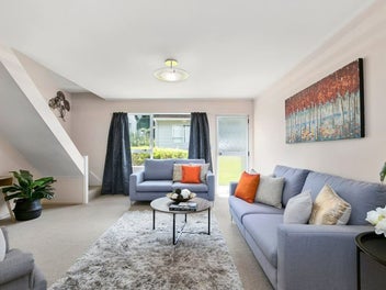 37J PHARAZYN ST, ALICETOWN, LOWER HUTT