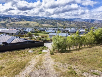 25B Missy Crescent, Mount Pisa