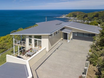 16 Signallers Grove, Strathmore Park, Wellington