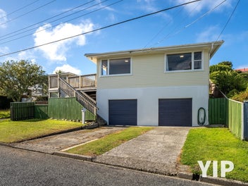 22 Longcroft Terrace, Newlands, Wellington