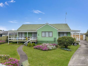 4 Landscape Road, Coastlands, Whakatane