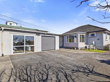 95 Pioneer Road, Moturoa, New Plymouth