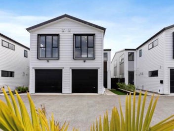 37 Whare Kauri Road, Papakura, Papakura