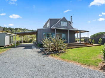 806 Cove Road, Waipu, Waipu