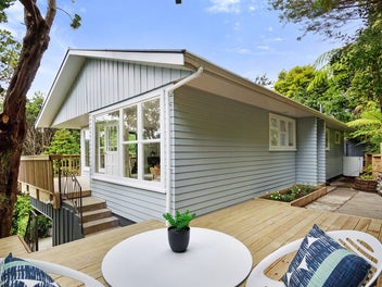 50 August Street, Stokes Valley, Lower Hutt