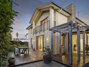 9 Taylors Avenue, Bryndwr, Christchurch