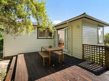 152 Helston Road, Paparangi, Wellington