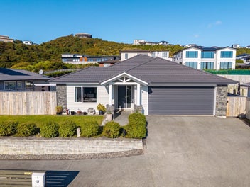 17 Waitaria Terrace, Aotea, Porirua