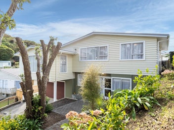 14 Akatea Road, Korokoro, Lower Hutt