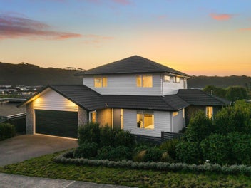 130 John Burke DR, Aotea, PORIRUA