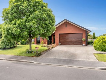 4 Orchard Grove, Netherby, Ashburton