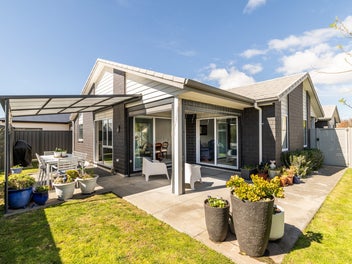 10A West Place, Greenmeadows, Napier