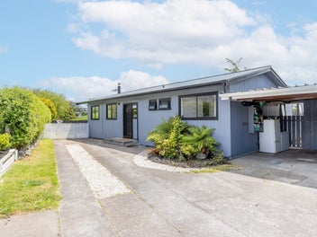 2/99 Tamatea Road, Taupō