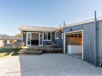 11 Morrison Crescent, Glenview, Hamilton