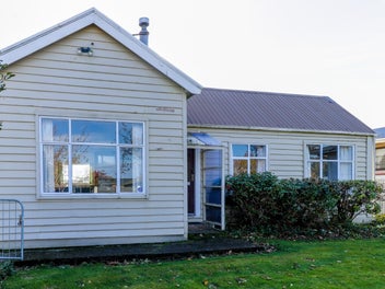 130 Lamond Street East, Hargest, Invercargill