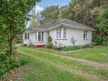 4 Karaka Street, Wainuiomata, Lower Hutt