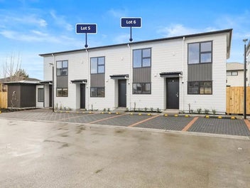 9/32 Tapuwae Way, Māngere Bridge, Auckland