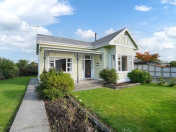 11 Essex Street, Winton, Winton