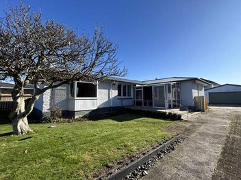 45 Bruce Avenue, Glenview, Hamilton