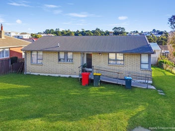 347 Warspite Avenue, Waitangirua, Porirua