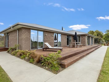 347 Utopia Road, Westport, Westport