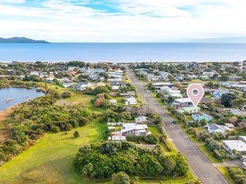 27 Waimea Road, Waikanae Beach, Waikanae