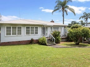 16 Abbotleigh Avenue, Te Atatu Peninsula, Auckland