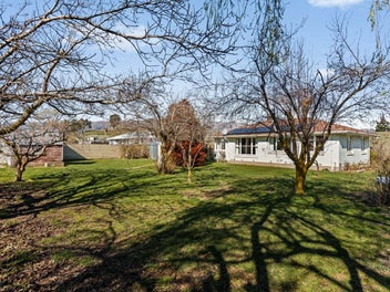 7 Cemetery Road, Tarras, Cromwell