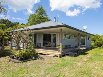 1024 Back Ormond Road, Gisborne