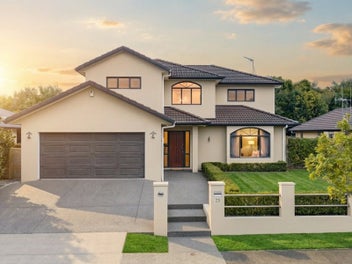 25 Langdale Court, Huntington, Hamilton
