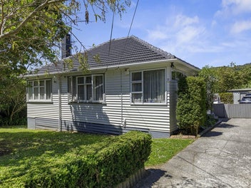 2 Hill Grove, Naenae, Lower Hutt
