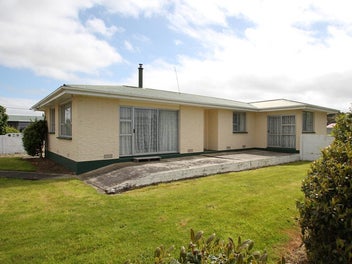 79 Oakland Street, Mataura, Mataura